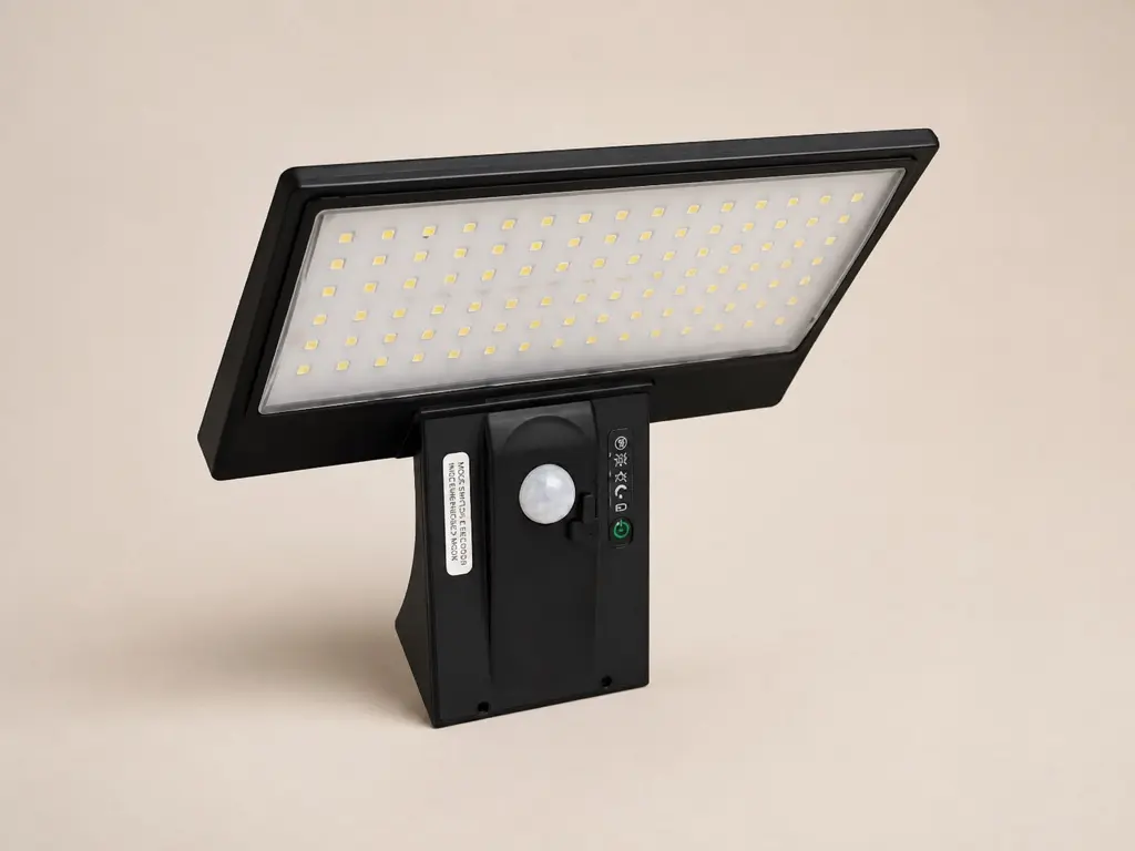 Luminaria solar LED 4 W con sensor, vista completa